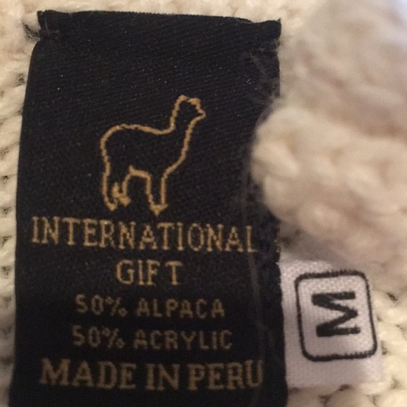 Peruvian alpaca sweater jacket - Picture 7 of 7